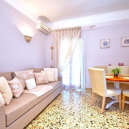 Elenis Villa
